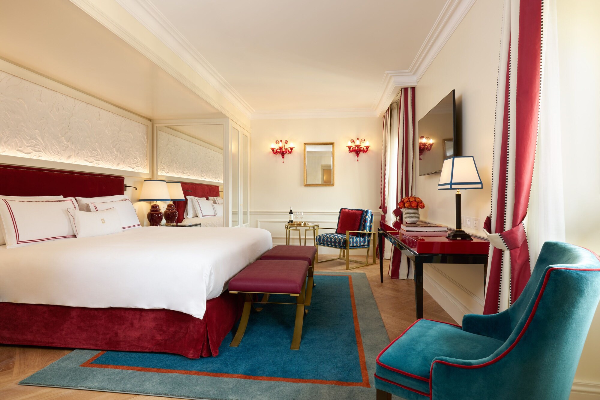 PRESTIGE, SUITE