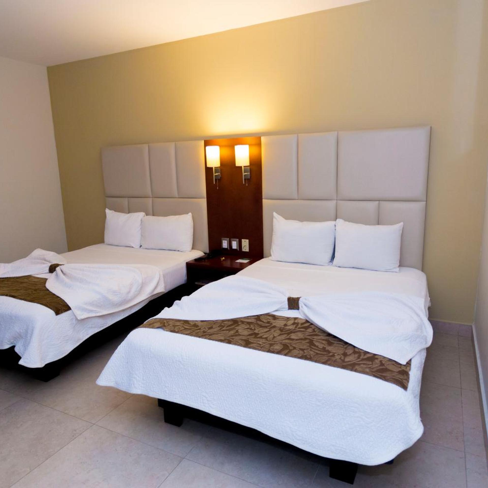 غرفة بسرير مزدوج بإطلالة على البحر، Av Inn Hotel 6/7
