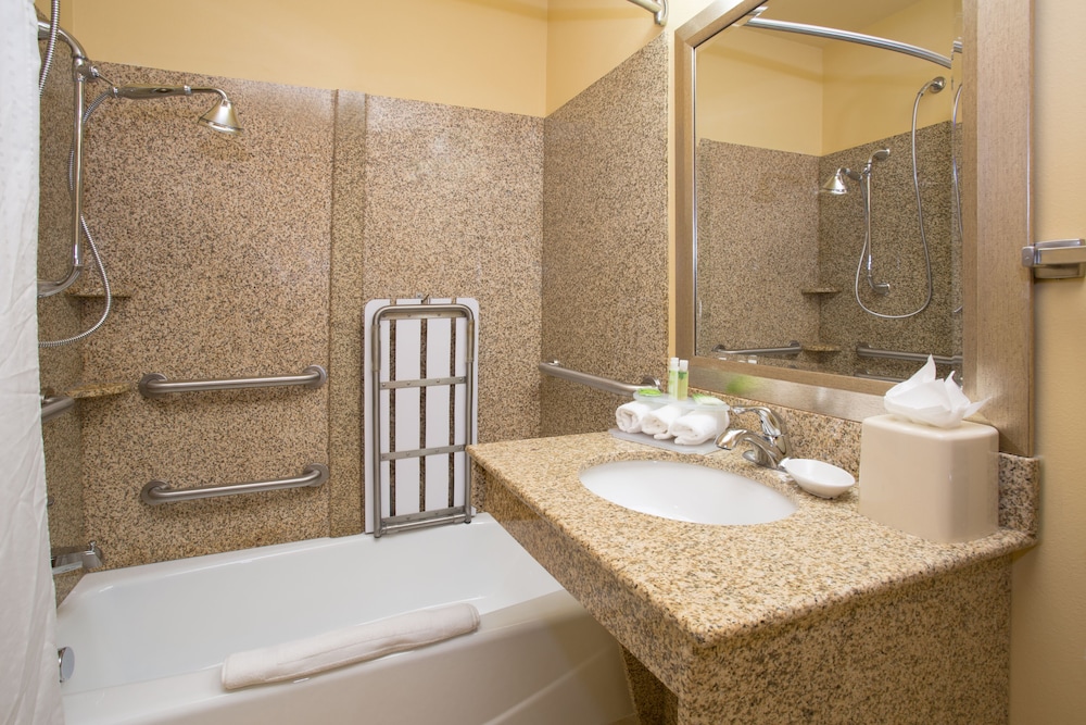 Holiday Inn Express Hotel And Suites Denver North Thornton 18/69