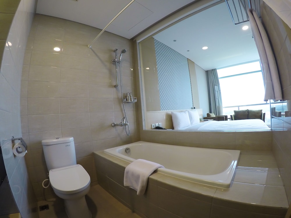 Gtv Hotel And Service Apartment 51/54