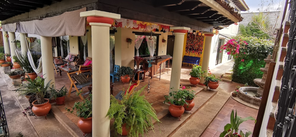 Posada Ocho Barrios 3/50