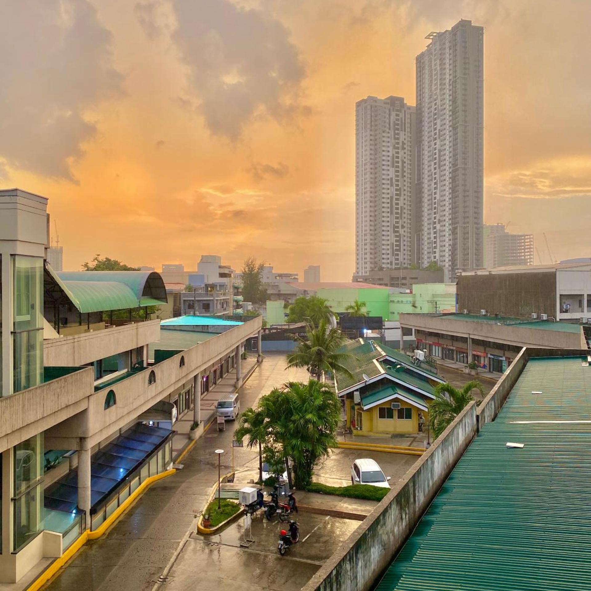 Century Plaza Hotel 41/50