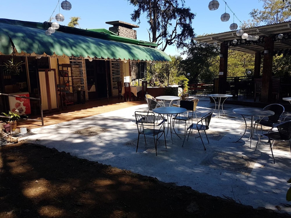 Mountain Lodge 38/42
