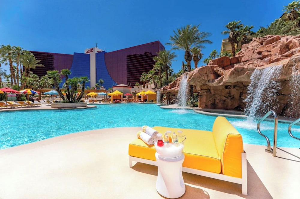 Rio Hotel & Casino - Masquerade Tower 56/61