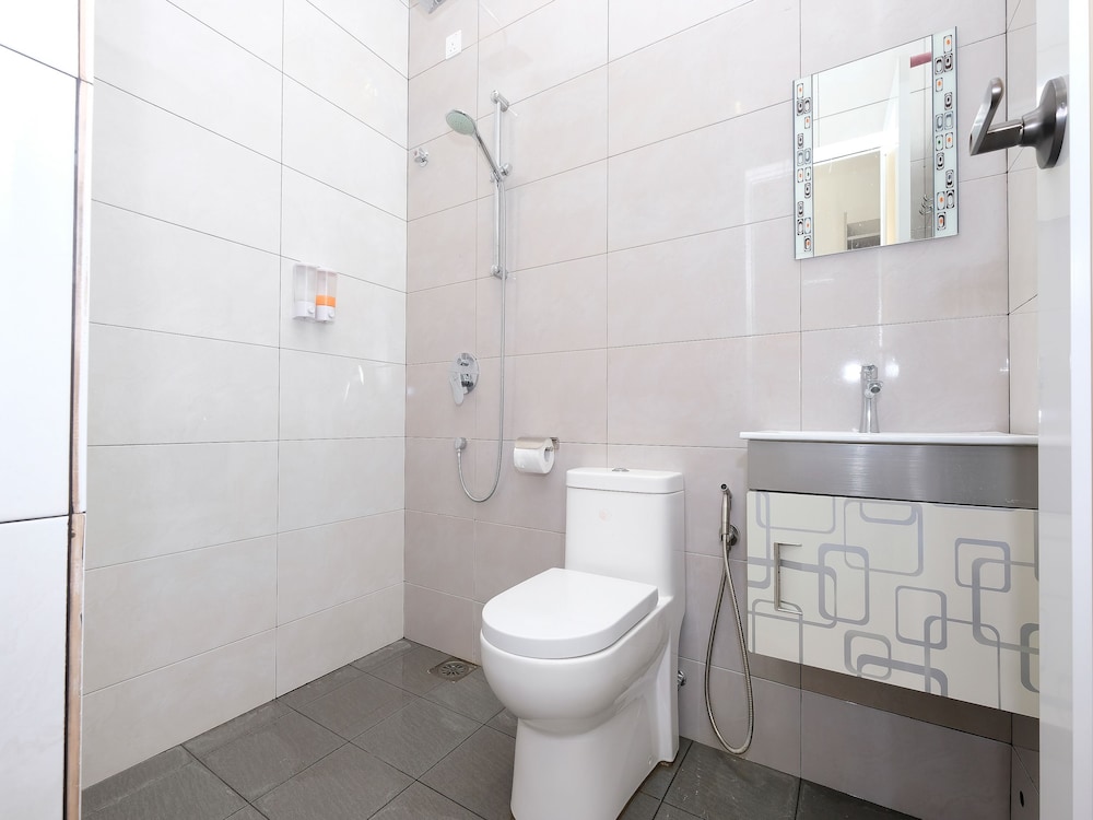 OYO 43935 Mancalin Hotel 15/38