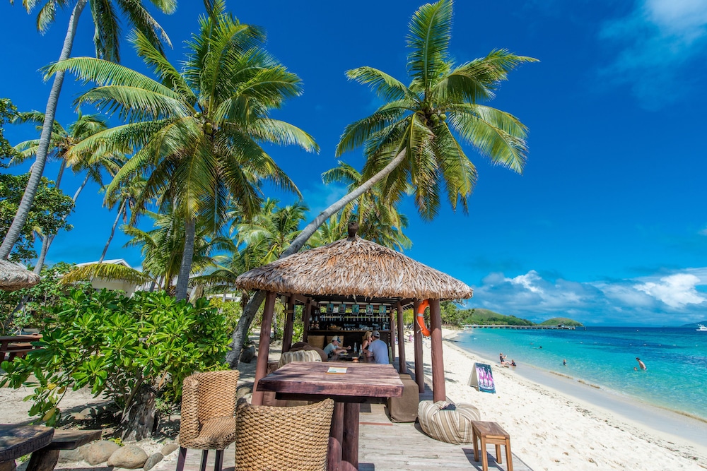 Mana Island Resort 74/78