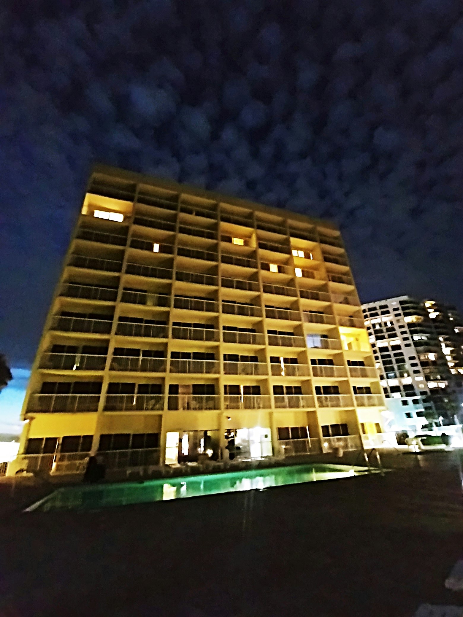 Emerald Shores Resort 4/79
