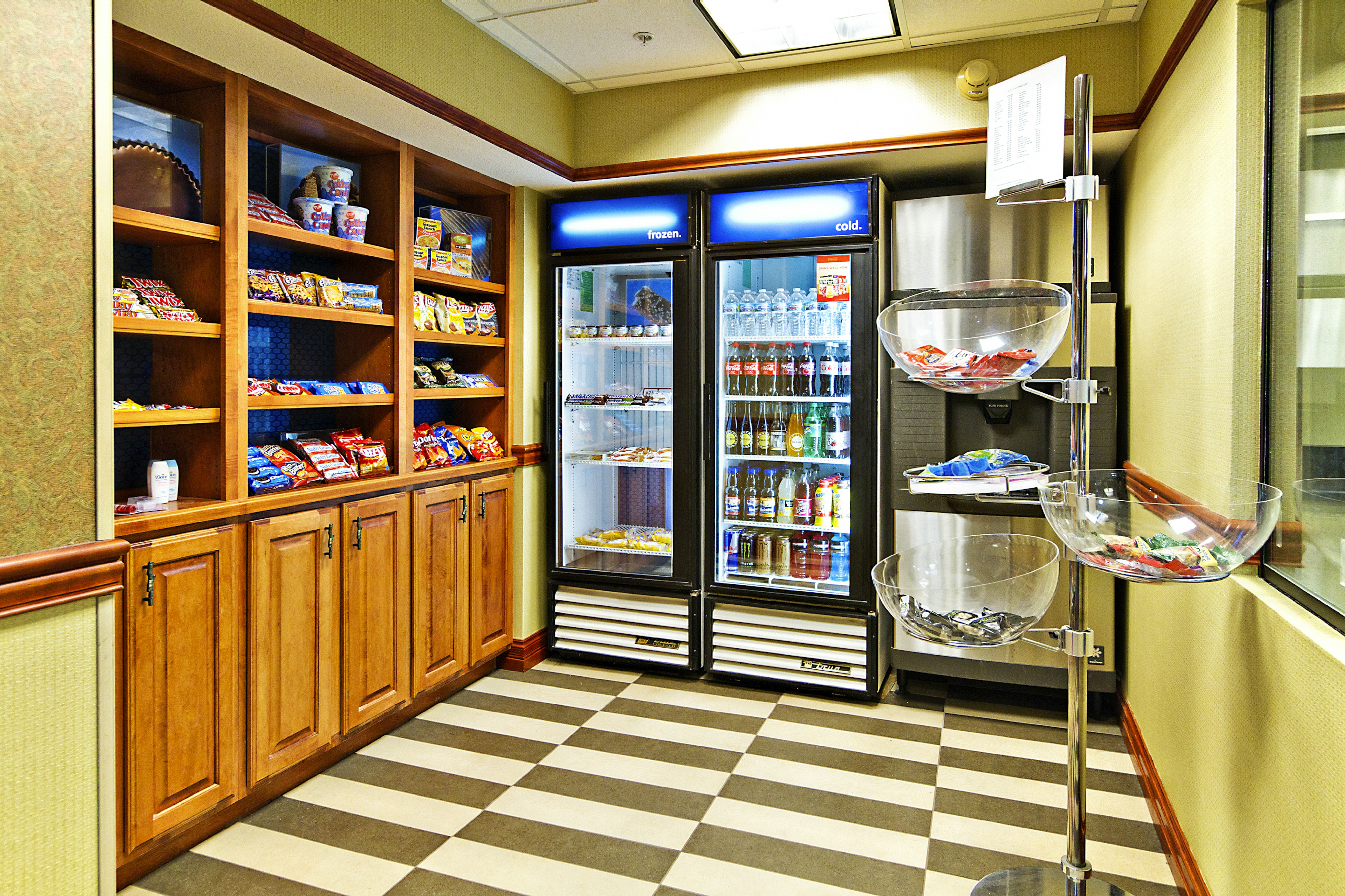 Hampton Inn & Suites by Hilton Petoskey 54/75