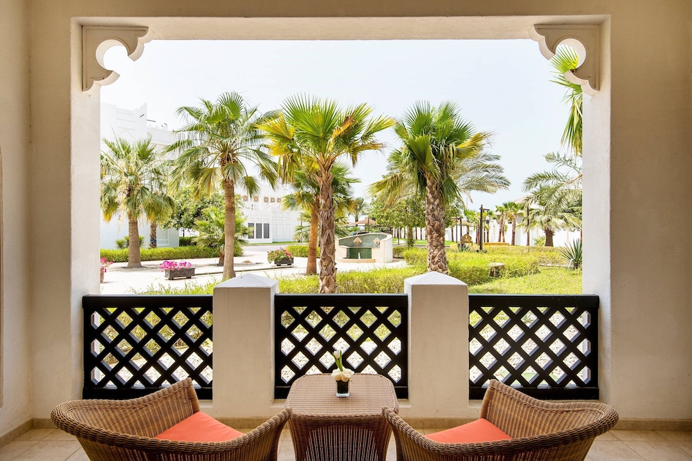 Sharq Village & Spa, a Ritz-Carlton Hotel 53/57