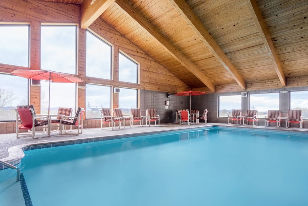 Americinn By Wyndham West Salem 18/26