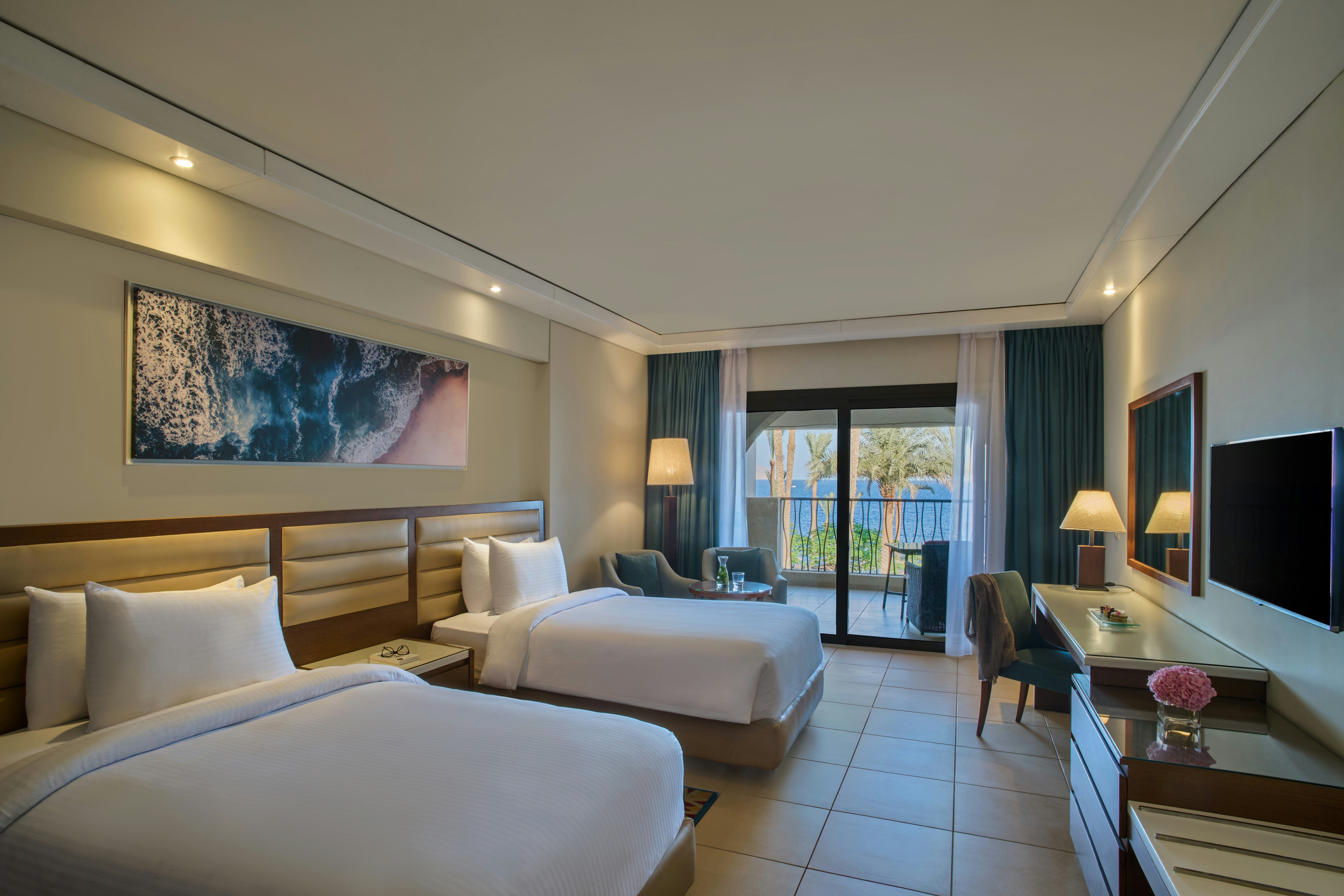 ROOM, TWIN BEDS, SEA FRONT
