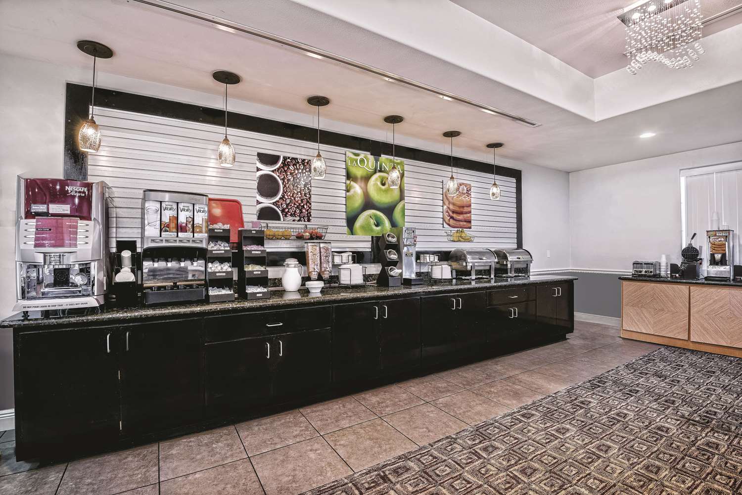 La Quinta Inn & Suites by Wyndham Austin - Cedar Park 8/52