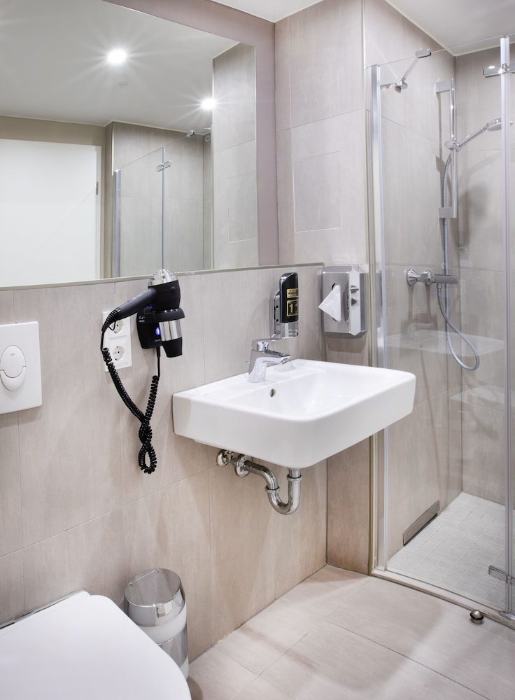 Ocak Apartment Hotel 61/63