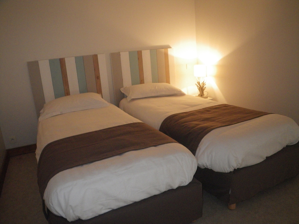 2 Bedrooms, Garden, Apartment, Twin Beds, Sofa
