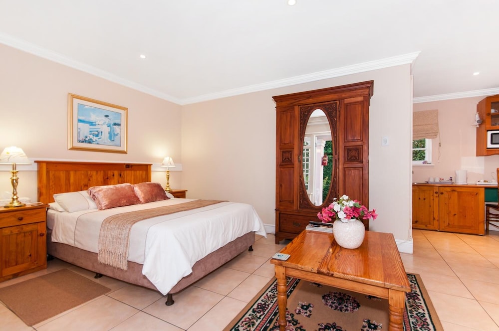 Heugh Road Guest House (Essential Service Acc) 12/24