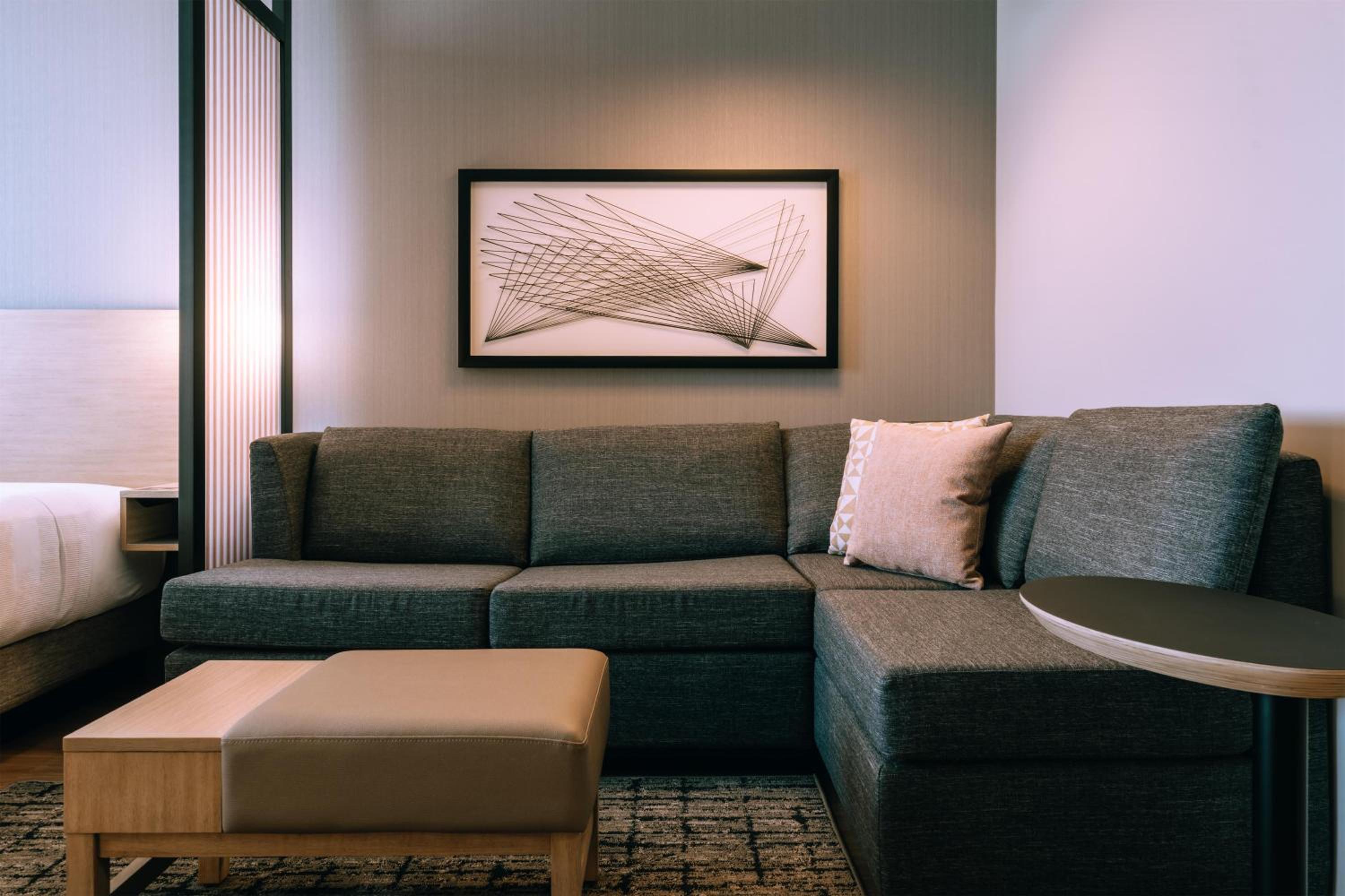 Hyatt Place Ontario Airport 29/50
