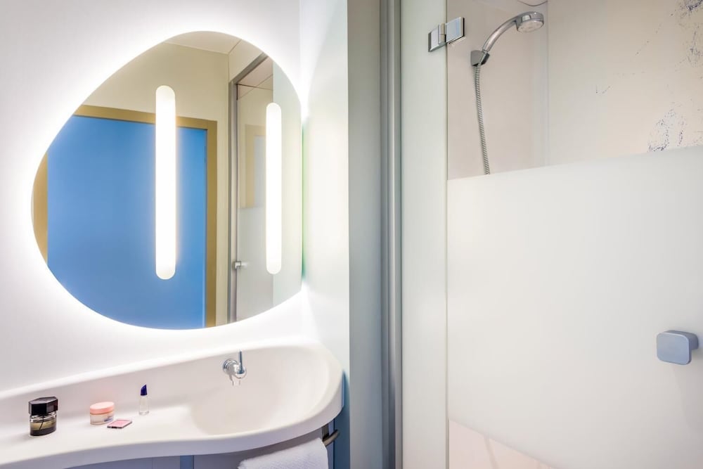 Ibis Budget Clermont Ferrand - Le Brezet - Aeroport 45/48