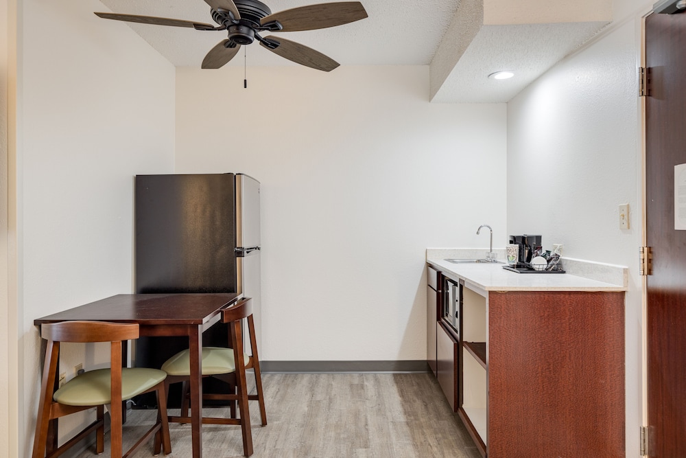 MySuites Lawton 11/54
