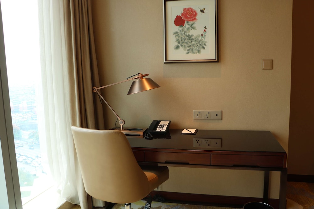 Shangri-la Hotel, Yiwu 61/75