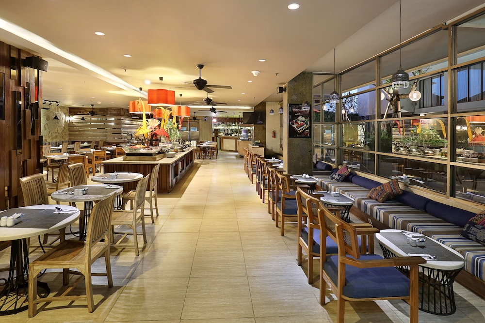 Harper Kuta by ASTON 47/68