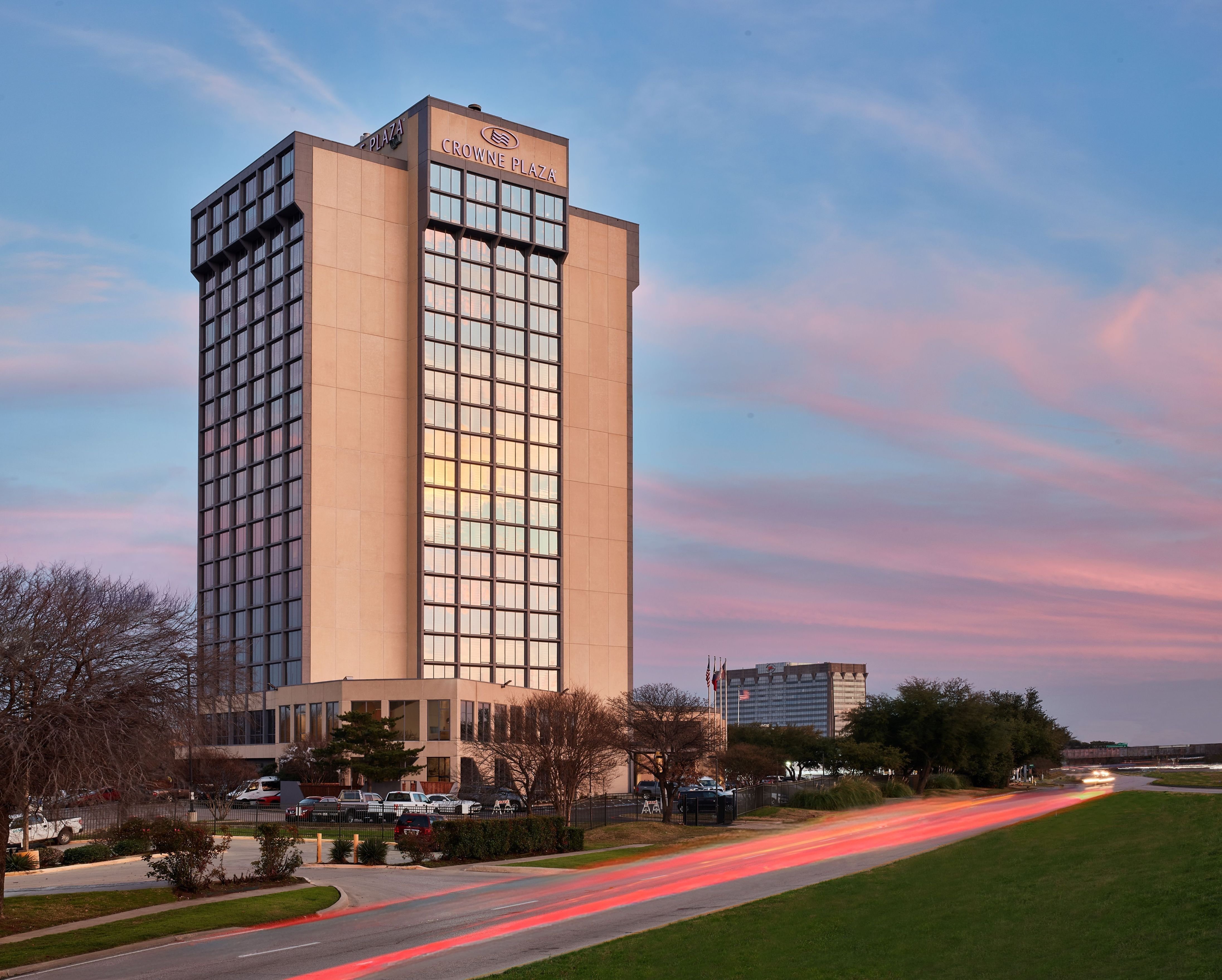 Crowne Plaza Dallas Love Field - Med Area 8/56