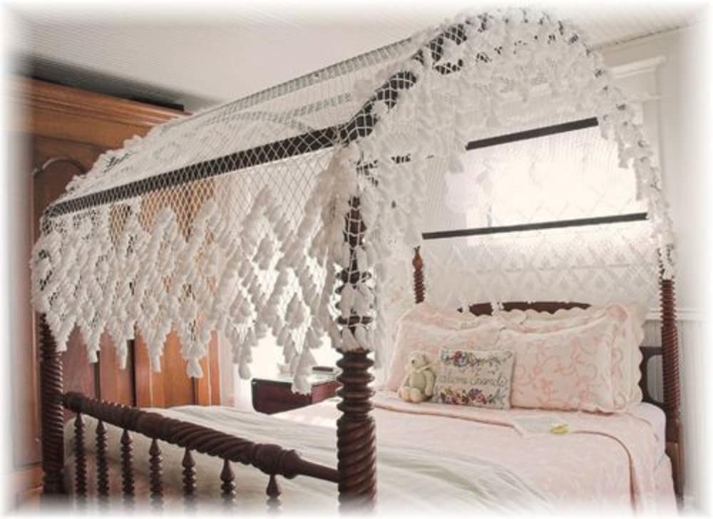White Lace Inn 20/50