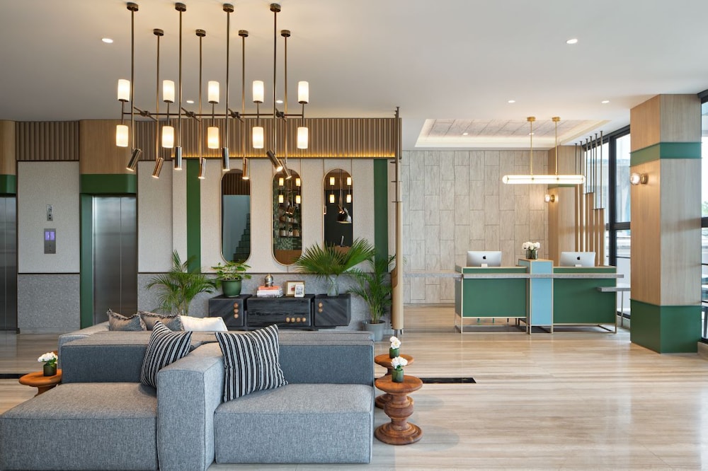 MaxOneHotels at Kota Harapan Indah Bekasi 20/32