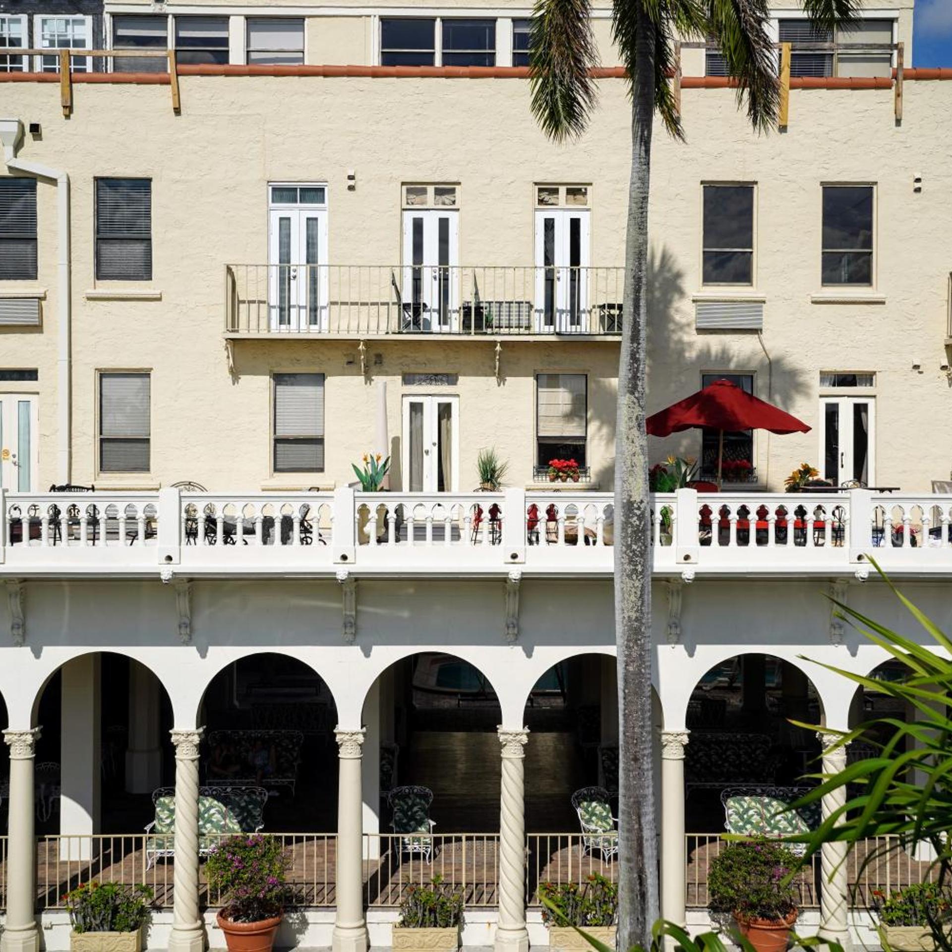 The Palm Beach Hotel 3/51