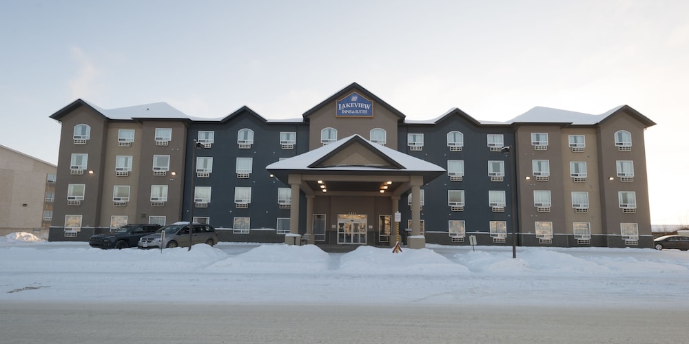 Lakeview Inns & Suites - Fort Nelson 3/35