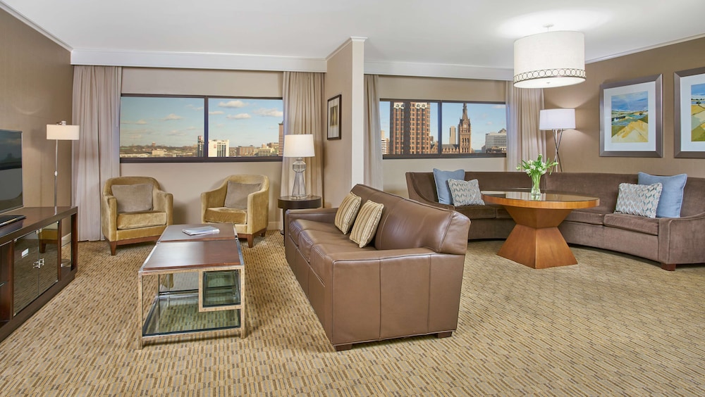 Hyatt Regency Milwaukee 49/73