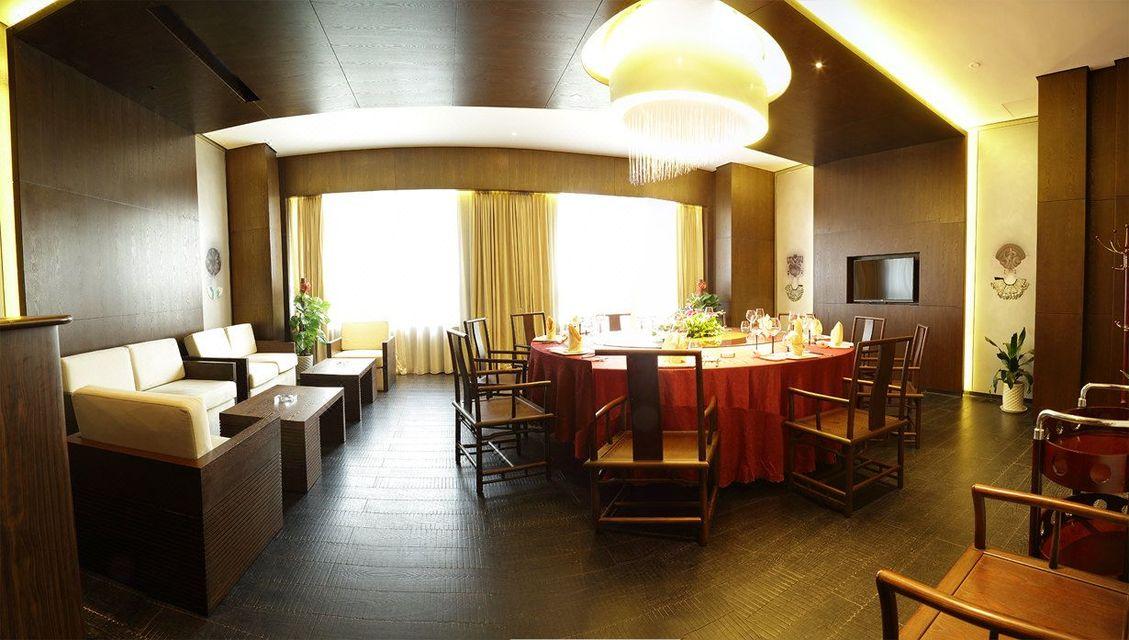 Le Noble Hotel 34/45