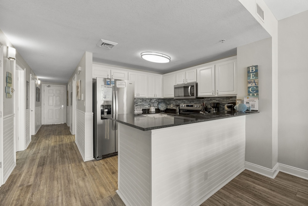 Calypso Beach Resort By Panhandle Getaways 8/82