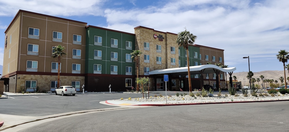 Best Western Plus Desert View Inn & Suites in CATHEDRAL CITY - CA