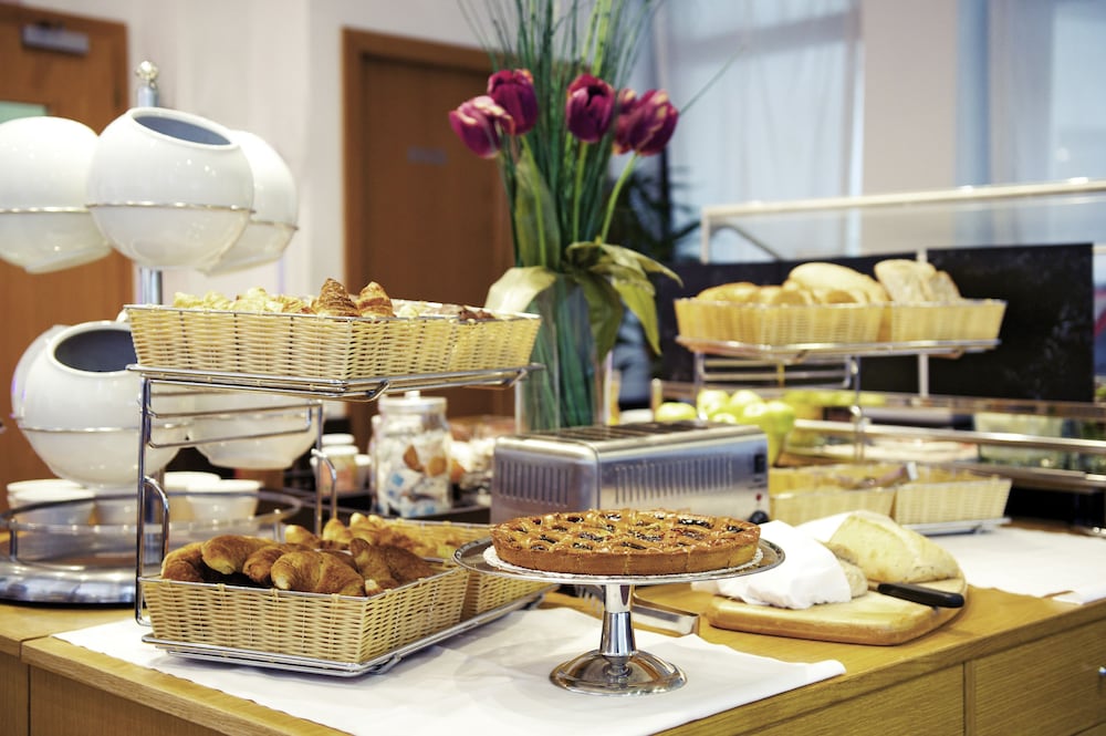 Mercure Roma Piazza Bologna 60/76