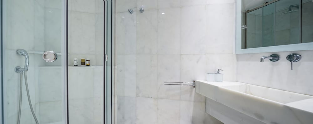 Fos Downtown Suites 48/50