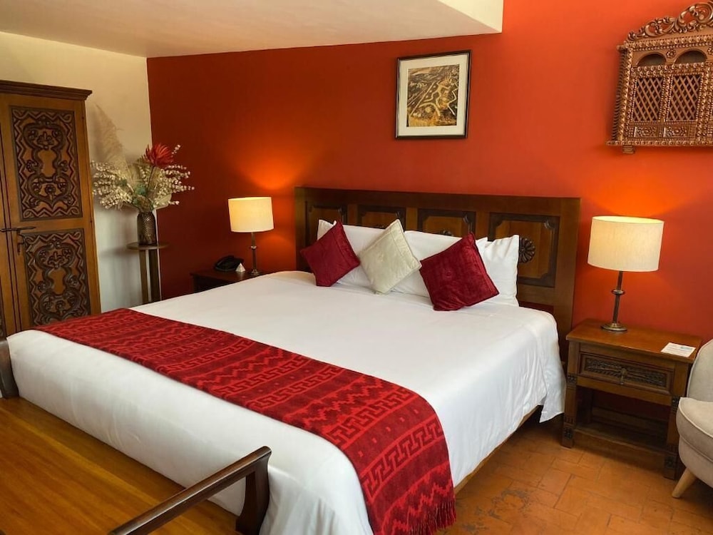 Katari Hotel At Plaza De Armas 9/34