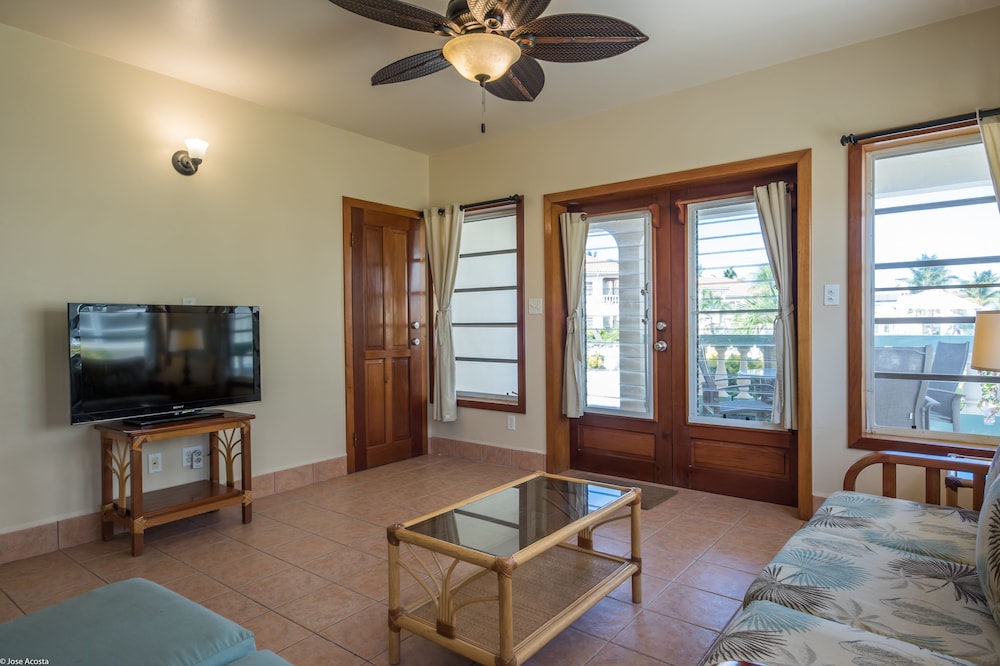 Belizean Shores Resort 27/50