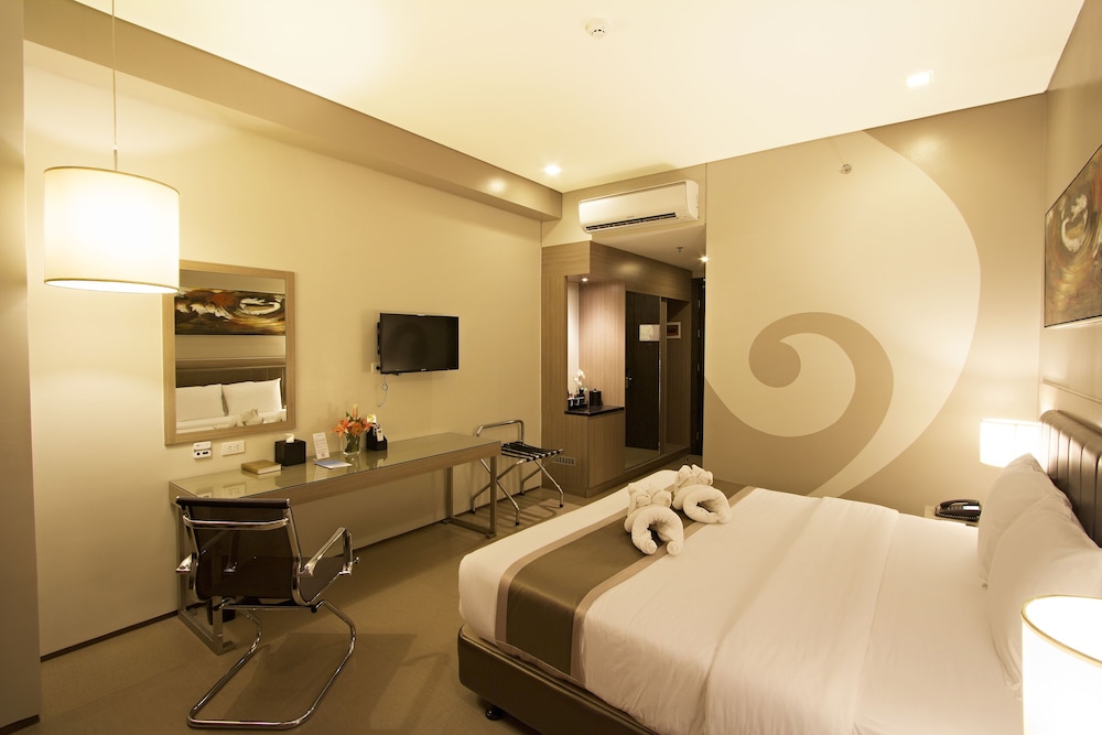 Bayfront Hotel Cebu - North Reclamation 21/67