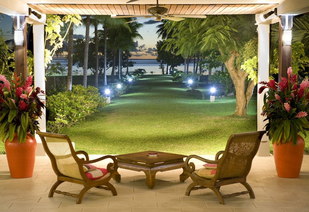 Raiatea Lodge Hotel 38/43