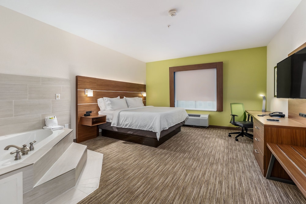 Holiday Inn Express Hotel And Suites Van Buren Ft Smith Area 21/70