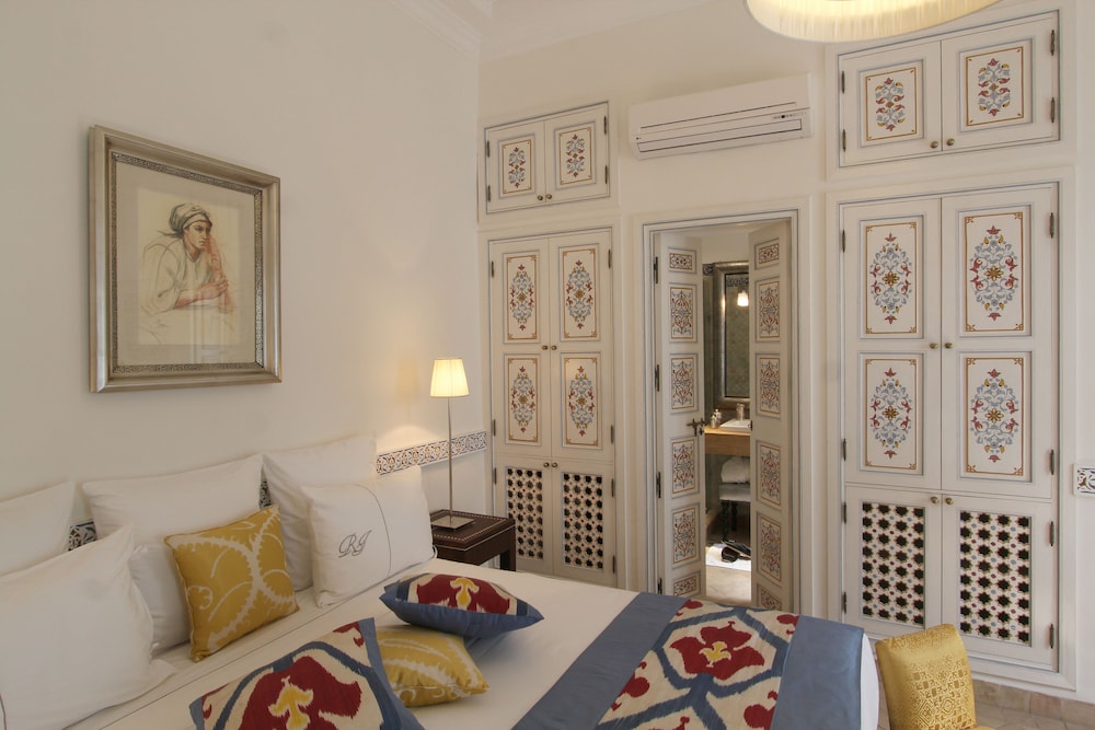 Riad Idra 9/50