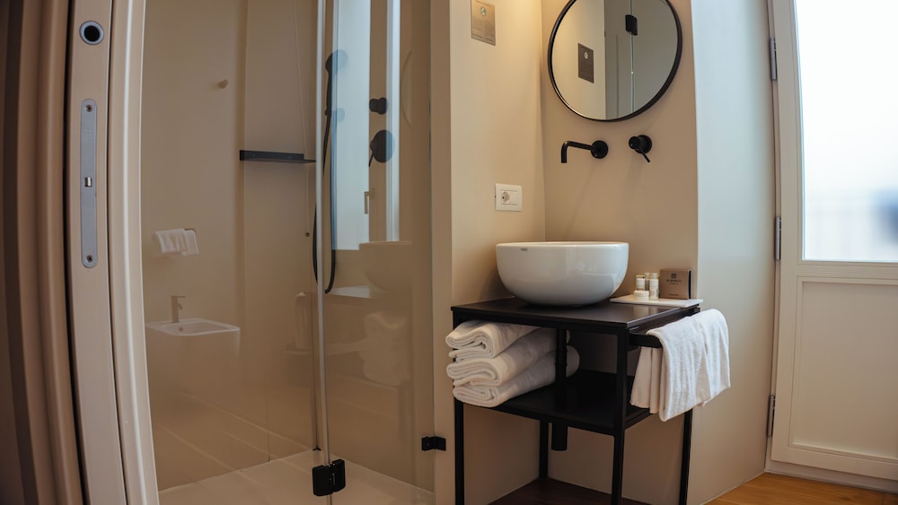 Albergo Centrale 53/54
