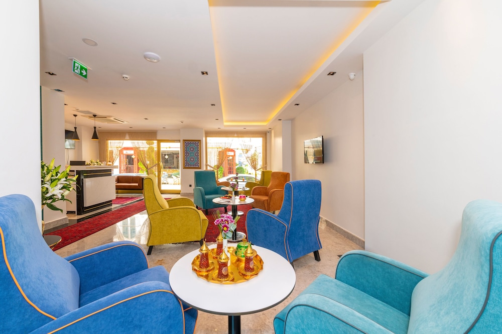 Eastanbul Suite 34/57