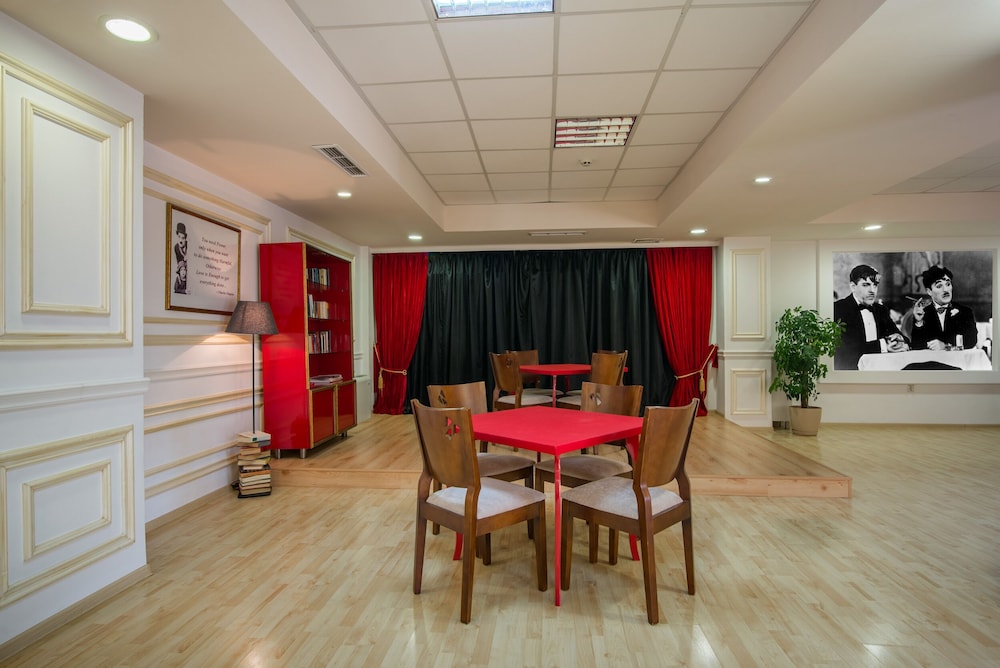 Madara Park Hotel 36/50