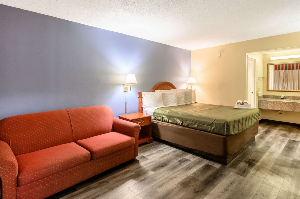 Quality Inn New Orleans I-10 East 13/25