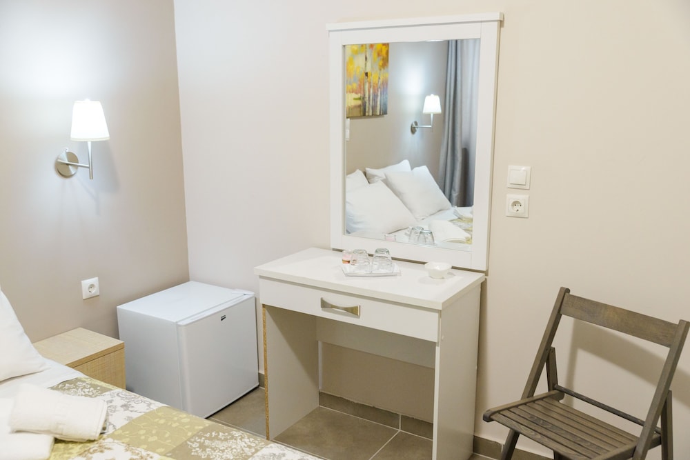 Lux Hotel 33/38