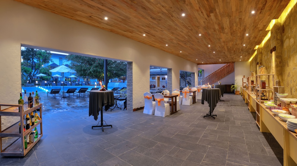 Hotel Barahi 24/50