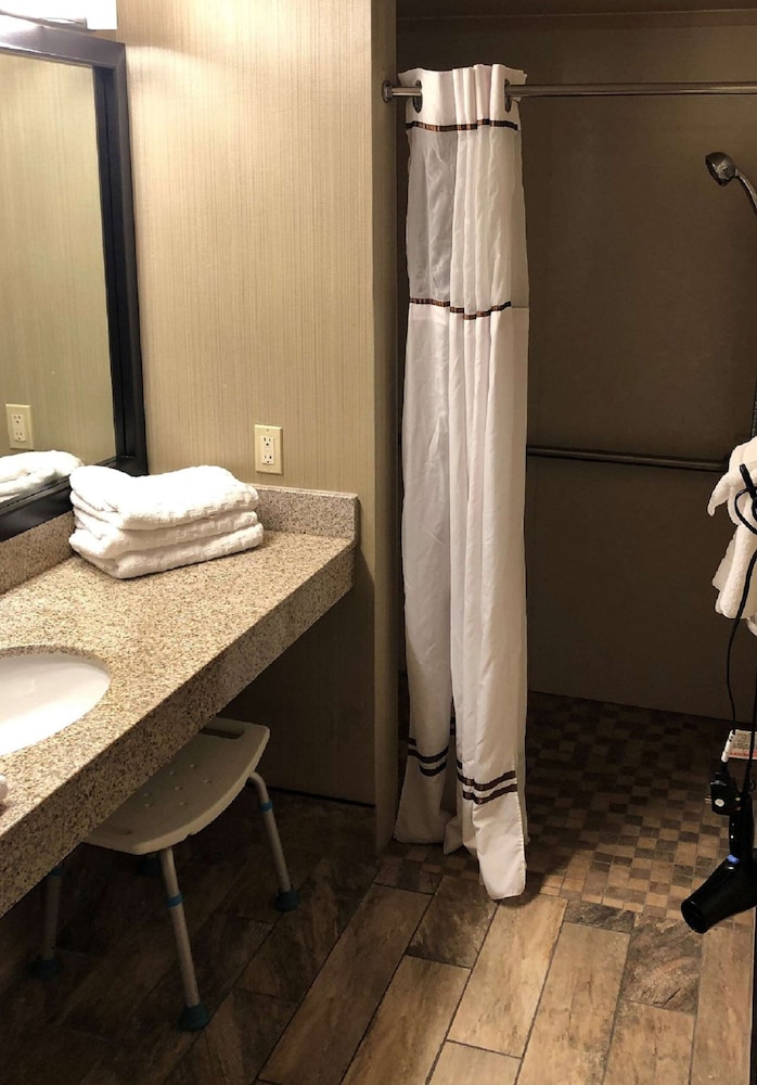 Best Western Ramkota Hotel 8/31