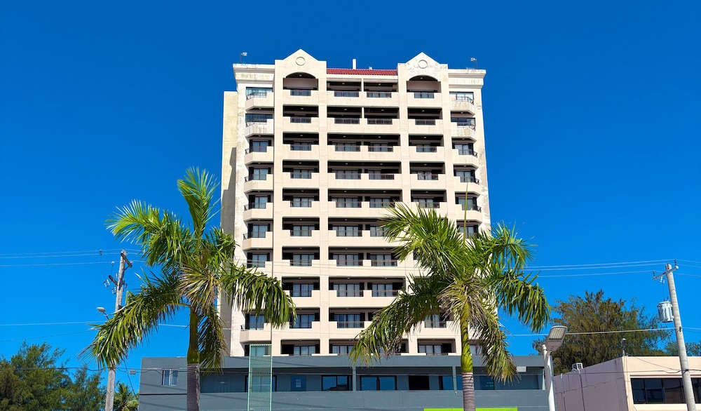 Aquarius Beach Tower 1/57