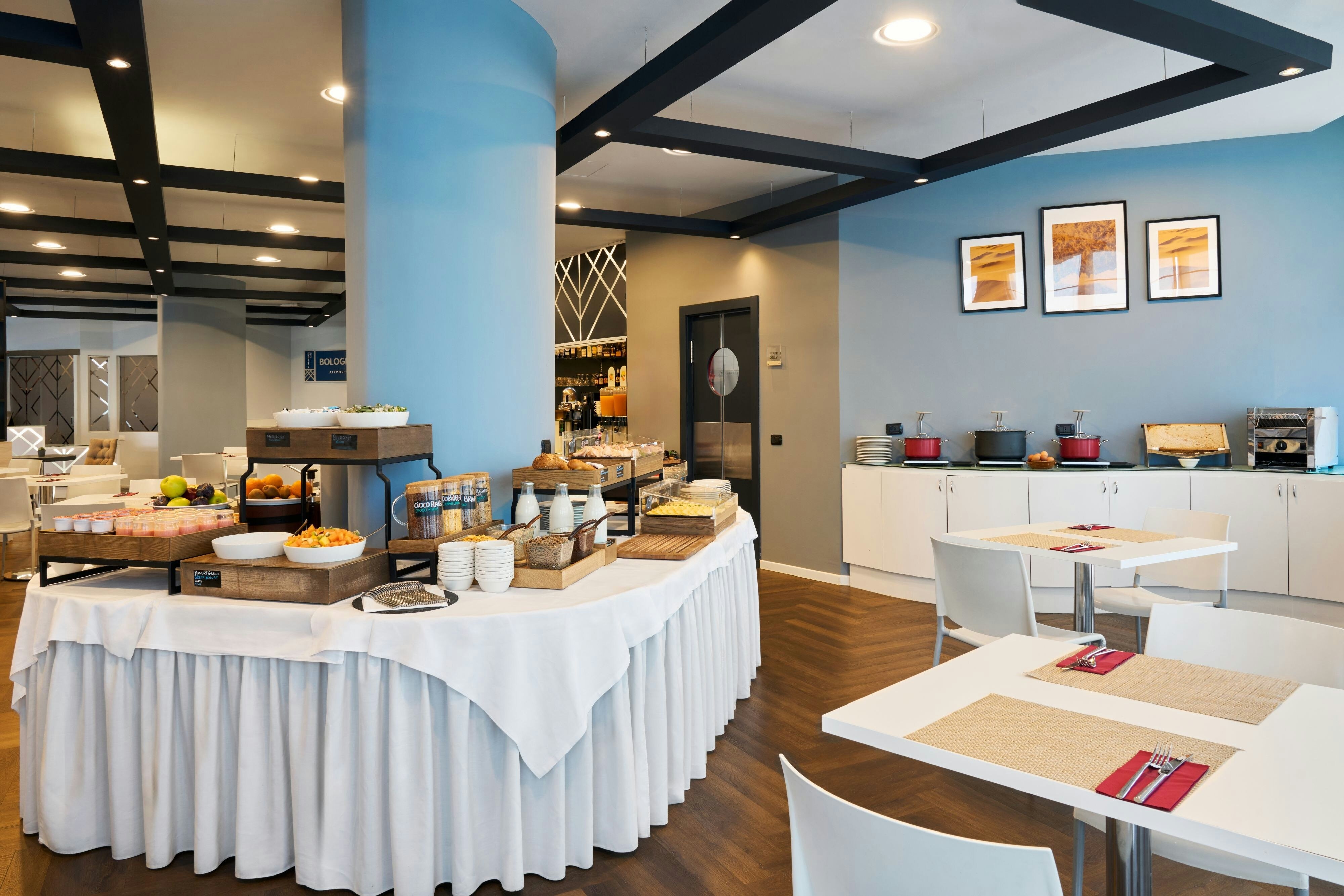 Four Point Flex Sheraton Bologna Airport 8/16